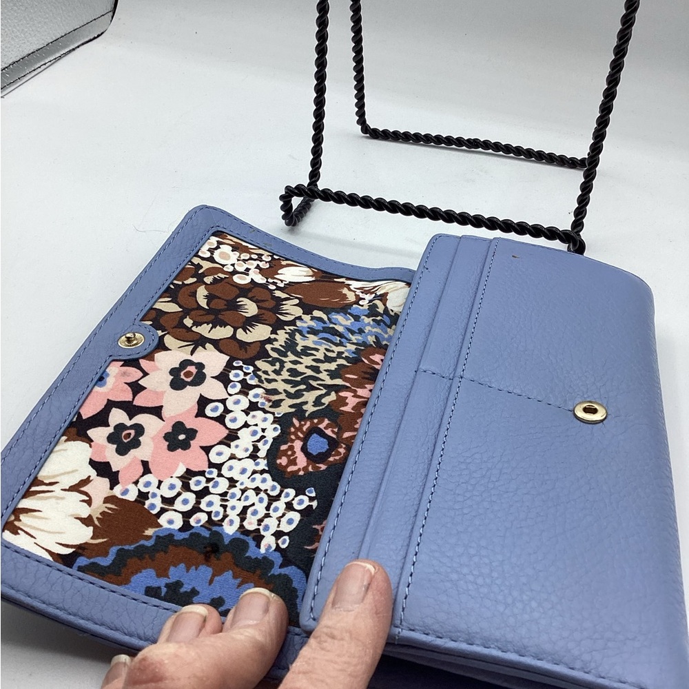 Vera Bradley Light Blue Flap All in One Wallet/Wristlet - Picture 3 of 5